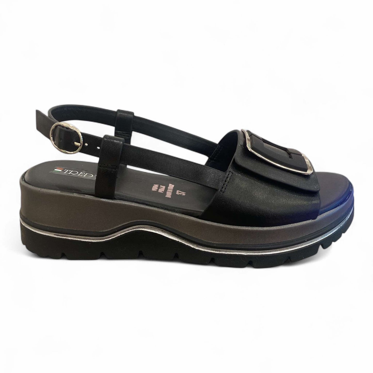 Zeppa nera con dettagli argento