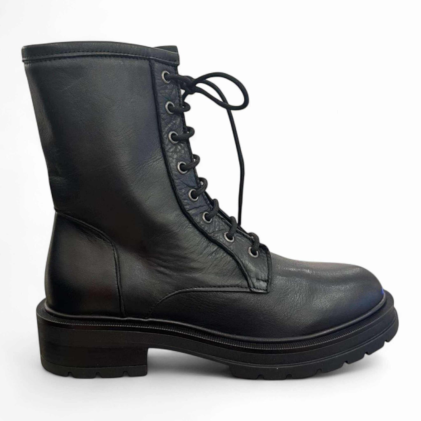 Anfibio nero classico