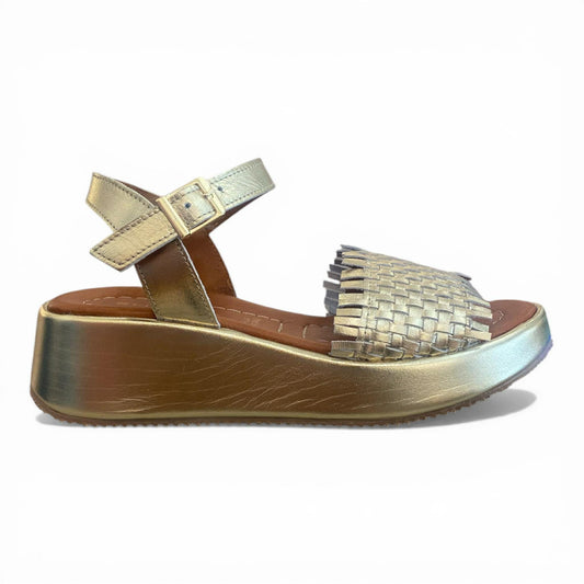 Sandalo con Zeppa platino  – Comfort e Stile Tutto il Giorno
