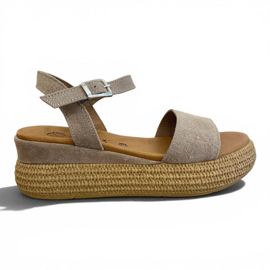 Sandalo con Zeppa in Rafia – Camoscio Tortora
